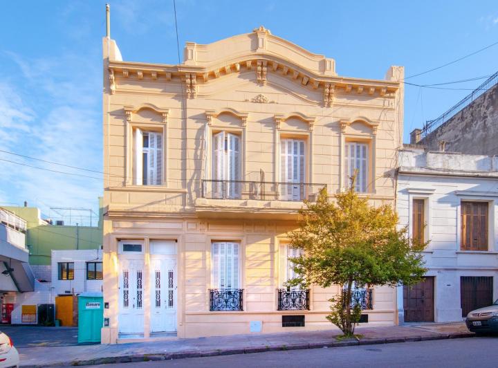 Casa · 218m² · 10 Ambientes
