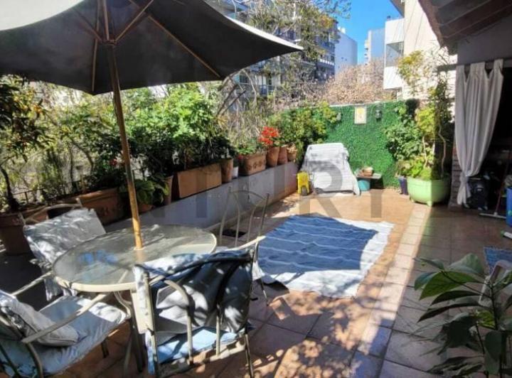 Casa · 160m² · 5 Ambientes
