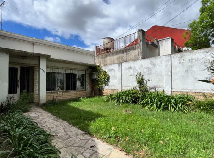 Casa · 117m² · 4 Ambientes · 2 Cocheras