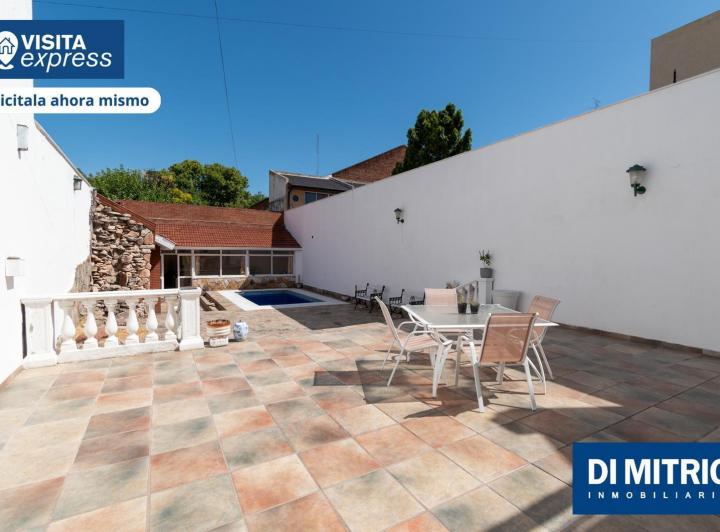 Casa · 510m² · 8 Ambientes · 4 Cocheras