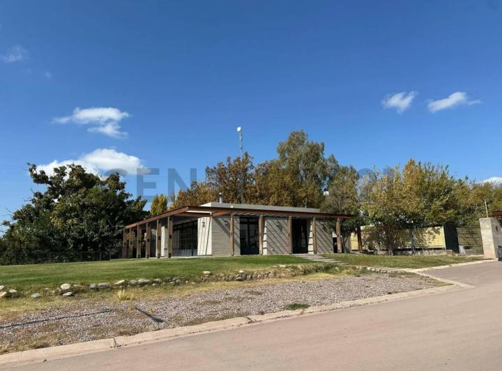 Terreno · 553m²