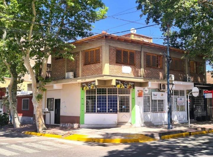 Casa · 219m² · 7 Ambientes