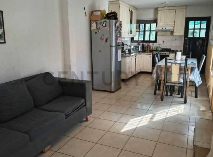 Casa · 62m² · 2 Dormitorios · 1 Cochera