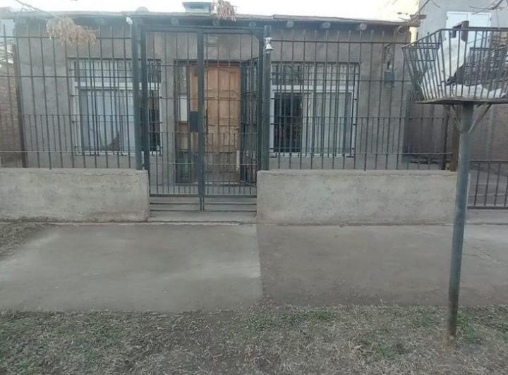 Casa · 130m² · 4 Ambientes · 1 Cochera