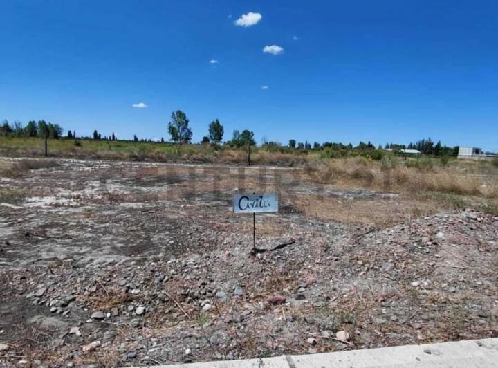 Terreno · 237m²