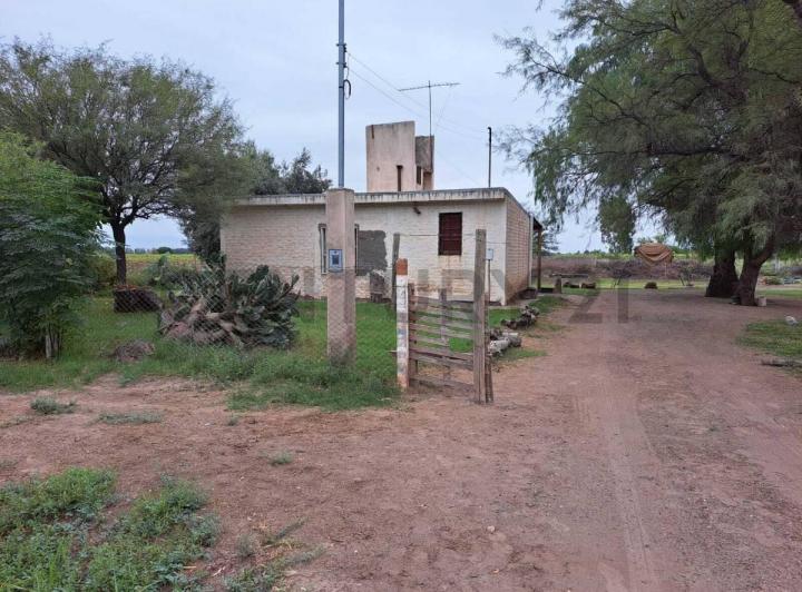 Casa · 40m² · 1 Dormitorio · 1 Cochera