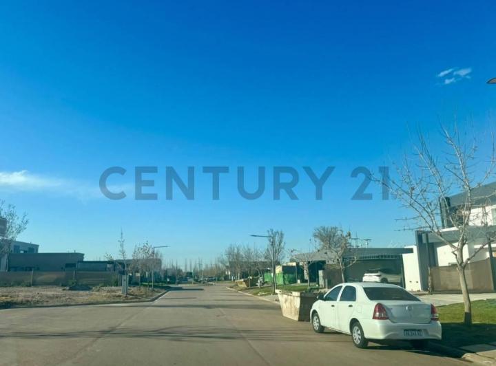 Terreno · 380m²