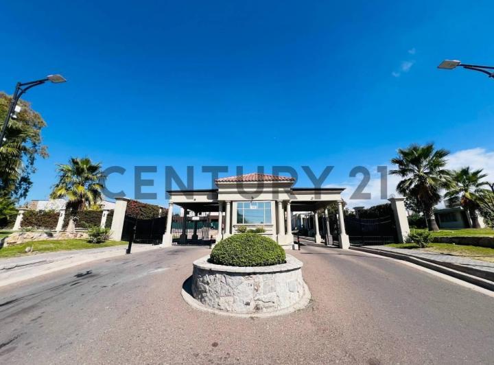 Terreno · 253m²