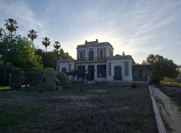 Casa · 650m² · 1 Ambiente