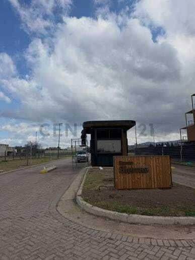 Terreno · 528m²