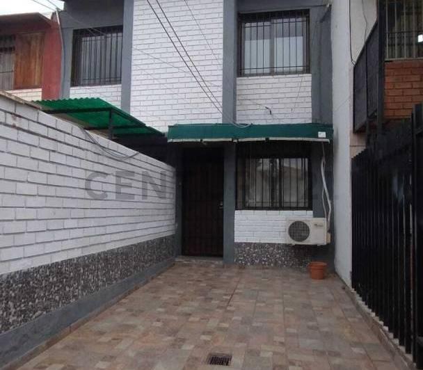 Casa · 78m² · 5 Ambientes · 1 Cochera