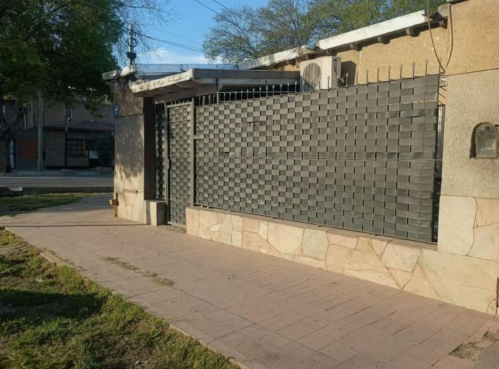 Casa · 113m² · 4 Ambientes · 1 Cochera