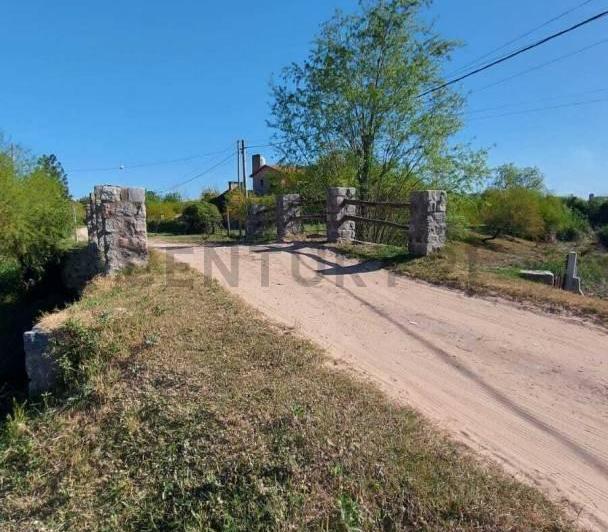 Terreno · 962m²