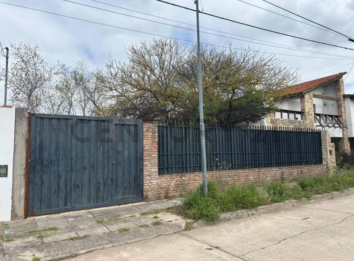 Terreno · 317m²