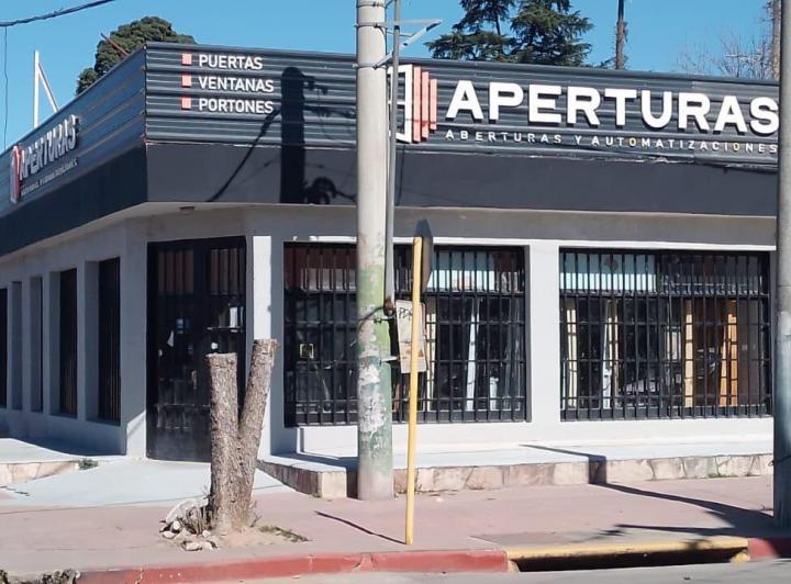 Local comercial · 374m² · 2 Ambientes