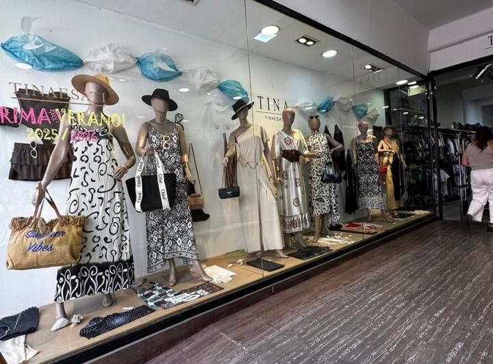 Local comercial · 211m² · 4 Ambientes