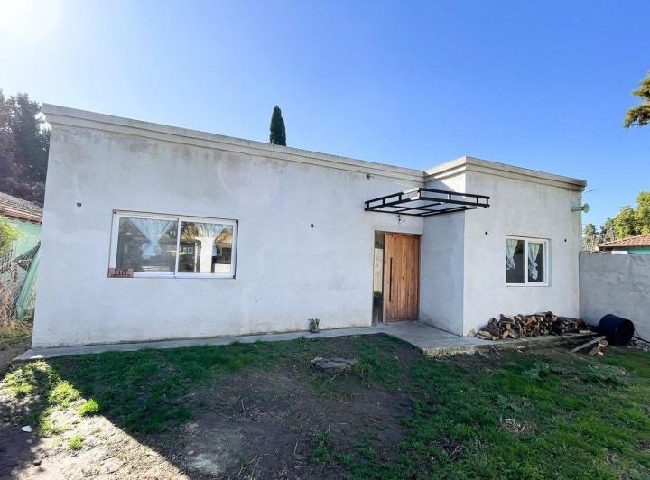 Casa · 135m² · 4 Ambientes · 1 Cochera