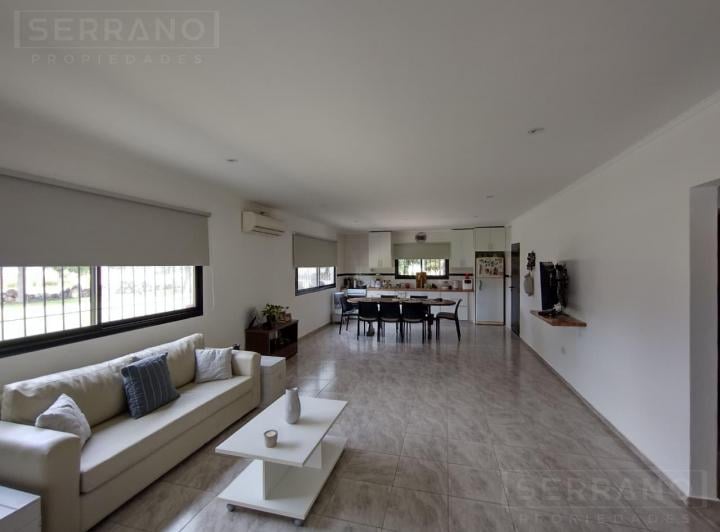 Casa · 113m² · 3 Ambientes · 3 Cocheras