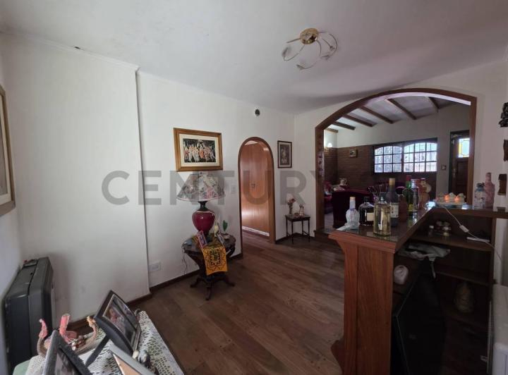 Casa · 158m² · 8 Ambientes
