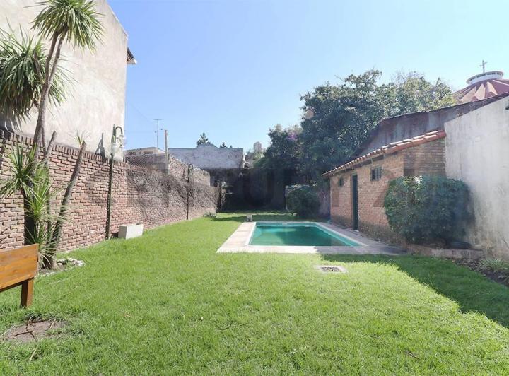 Casa · 249m² · 5 Ambientes · 1 Cochera
