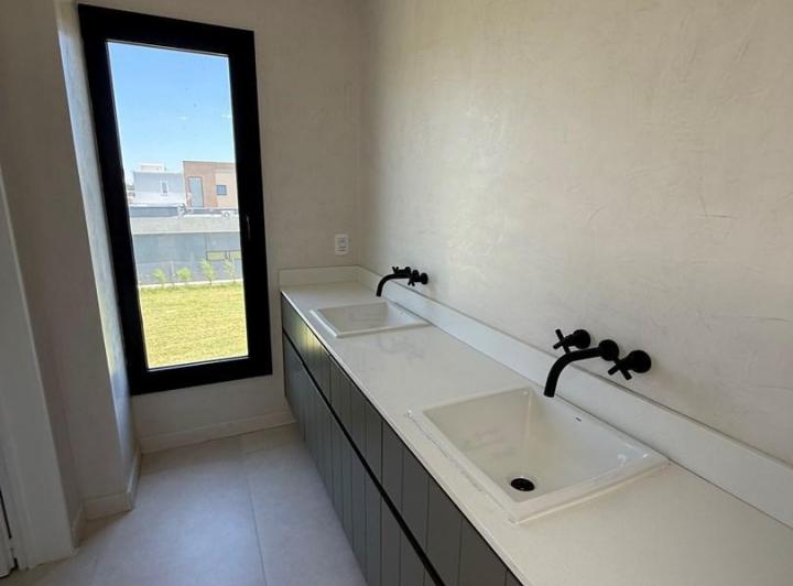 Casa · 223m² · 5 Ambientes