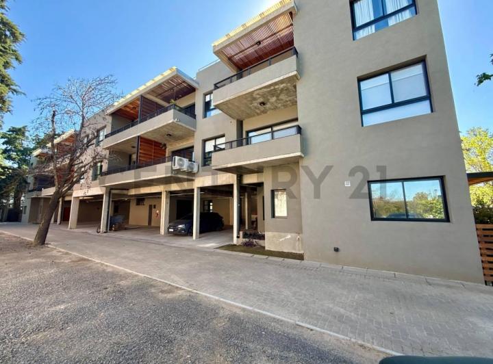 Departamento · 82m² · 3 Ambientes · 2 Cocheras