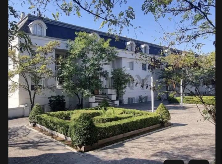 Departamento · 46m² · 2 Ambientes · 1 Cochera