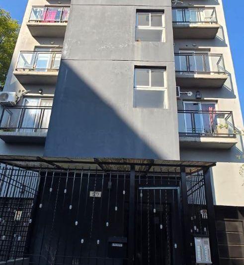 Departamento · 40m² · 2 Ambientes · 1 Cochera