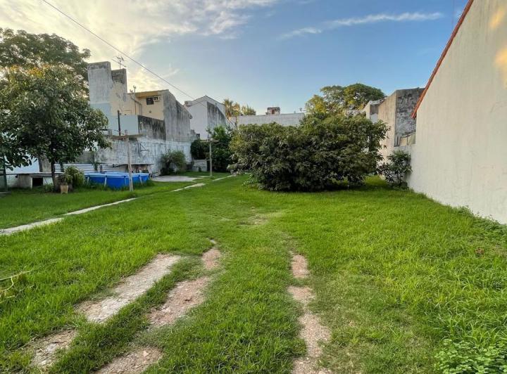 Terreno · 850m²
