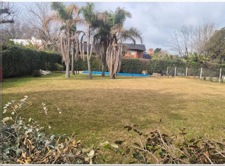 Terreno · 650m²