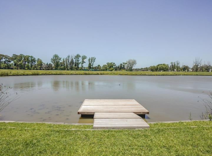 Terreno · 954m²
