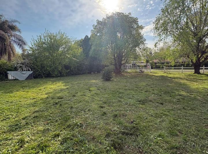 Terreno · 600m²