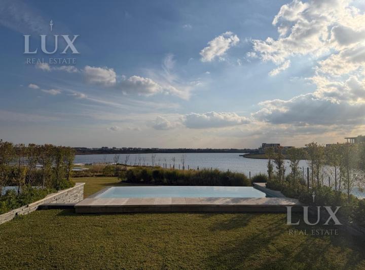 Departamento · 142m² · 4 Ambientes · 2 Cocheras