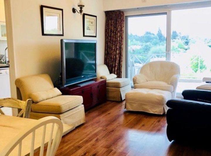Departamento · 60m² · 2 Ambientes · 1 Cochera