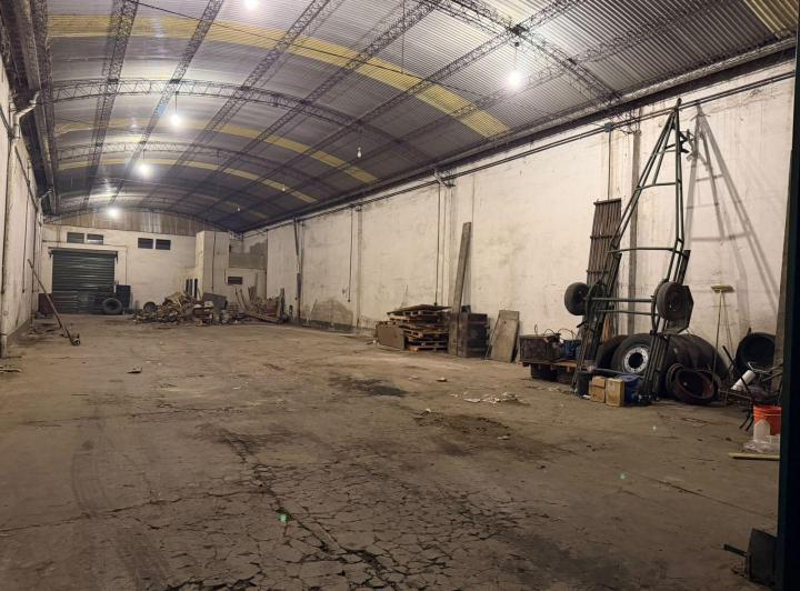 Bodega-Galpón · 625m²