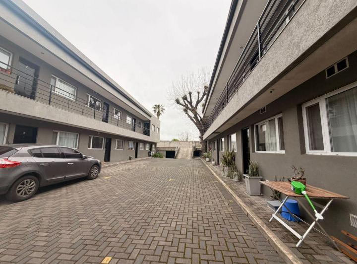 Departamento · 49m² · 2 Ambientes · 1 Cochera