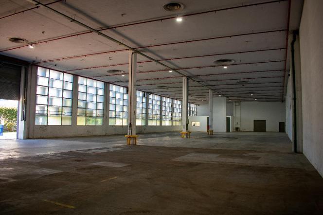 Depósito · 1290m²