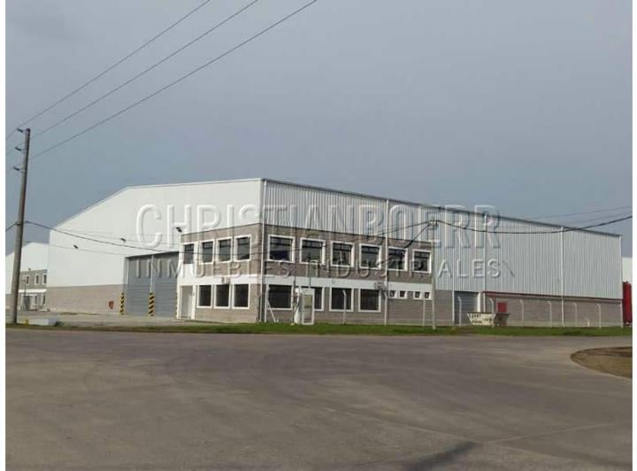 Bodega-Galpón · 2200m² · 2 Ambientes