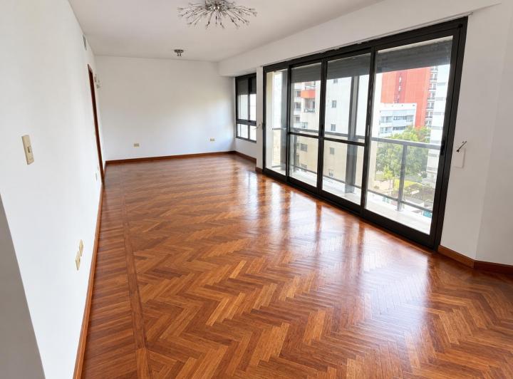 Departamento · 110m² · 3 Dormitorios · 1 Cochera