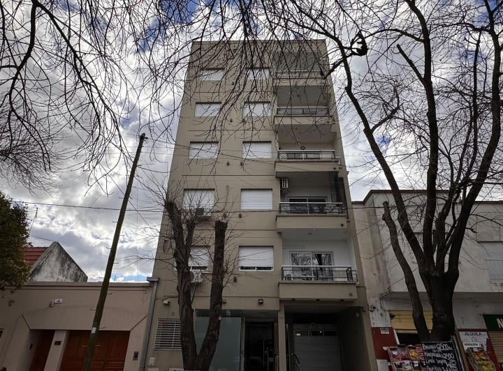 Departamento · 67m² · 4 Ambientes · 1 Cochera