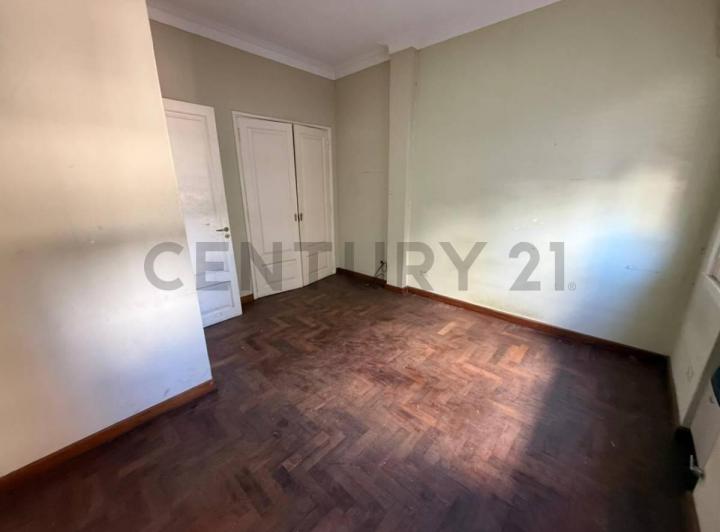 Departamento · 100m² · 5 Ambientes