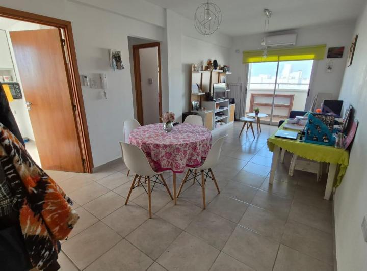 Departamento · 50m² · 2 Ambientes · 1 Cochera