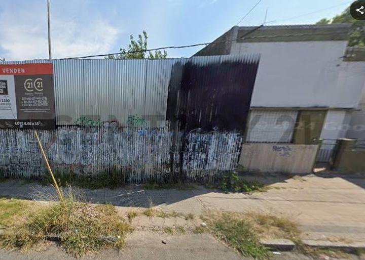 Terreno · 300m²