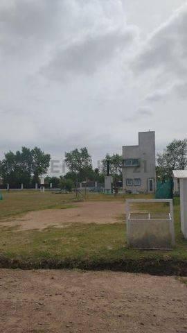 Terreno · 239m²