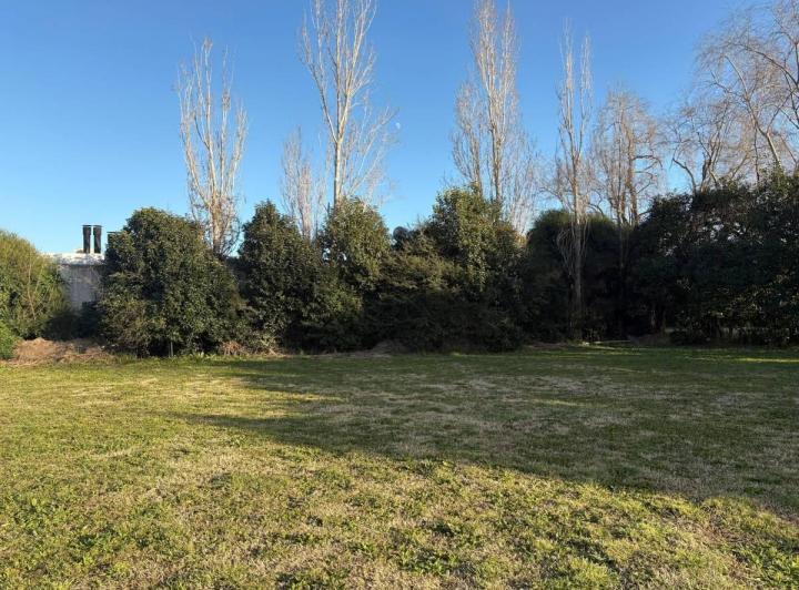 Terreno · 766m²