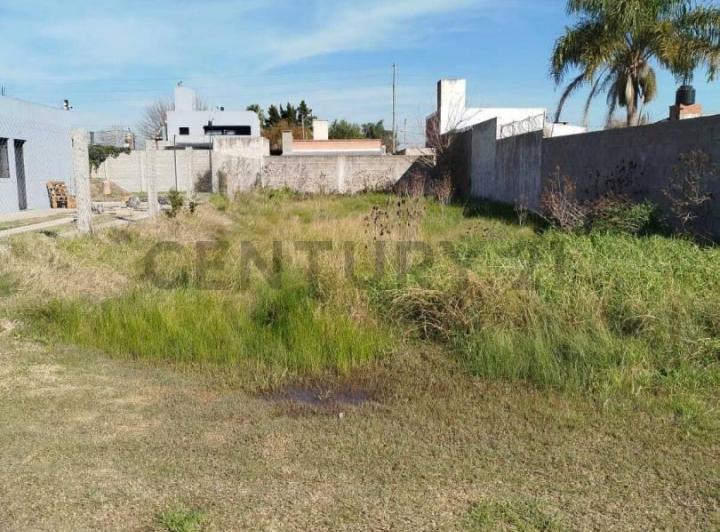 Terreno · 325m²