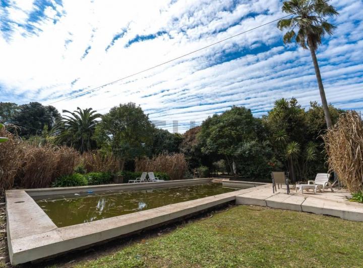Terreno · 850m²