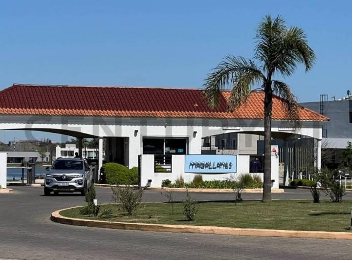Terreno · 998m²