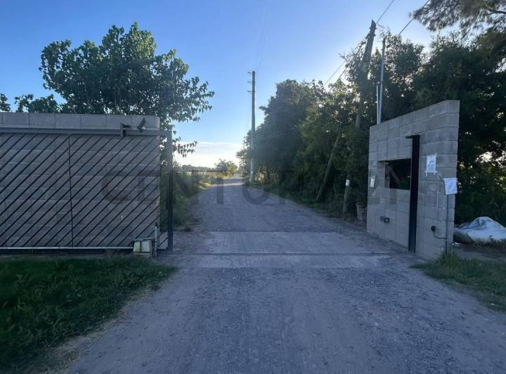Terreno · 600m²