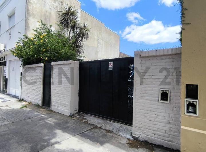 Terreno · 104m²
